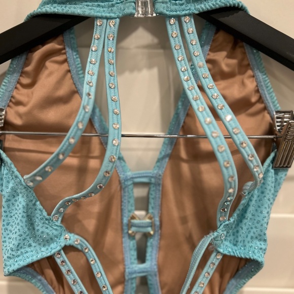 Blue and Silver Fringe Jazz Costume (Flapper Style) - Picture 5 of 6